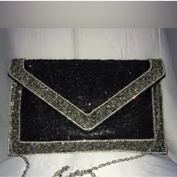 Manolo Blahnik Crystalbi pumps
Absolutely stunning!!! No box.. Dust bag only - Picture 14 of 17